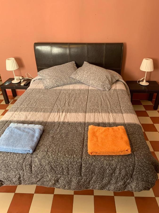 Casa Rural Hotel La Placeta Ayora Екстер'єр фото